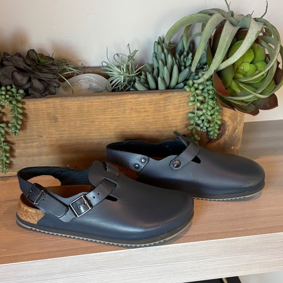 Birkenstock Shoes - BIRKENSTOCK Tokio Super Grip Navy Clogs